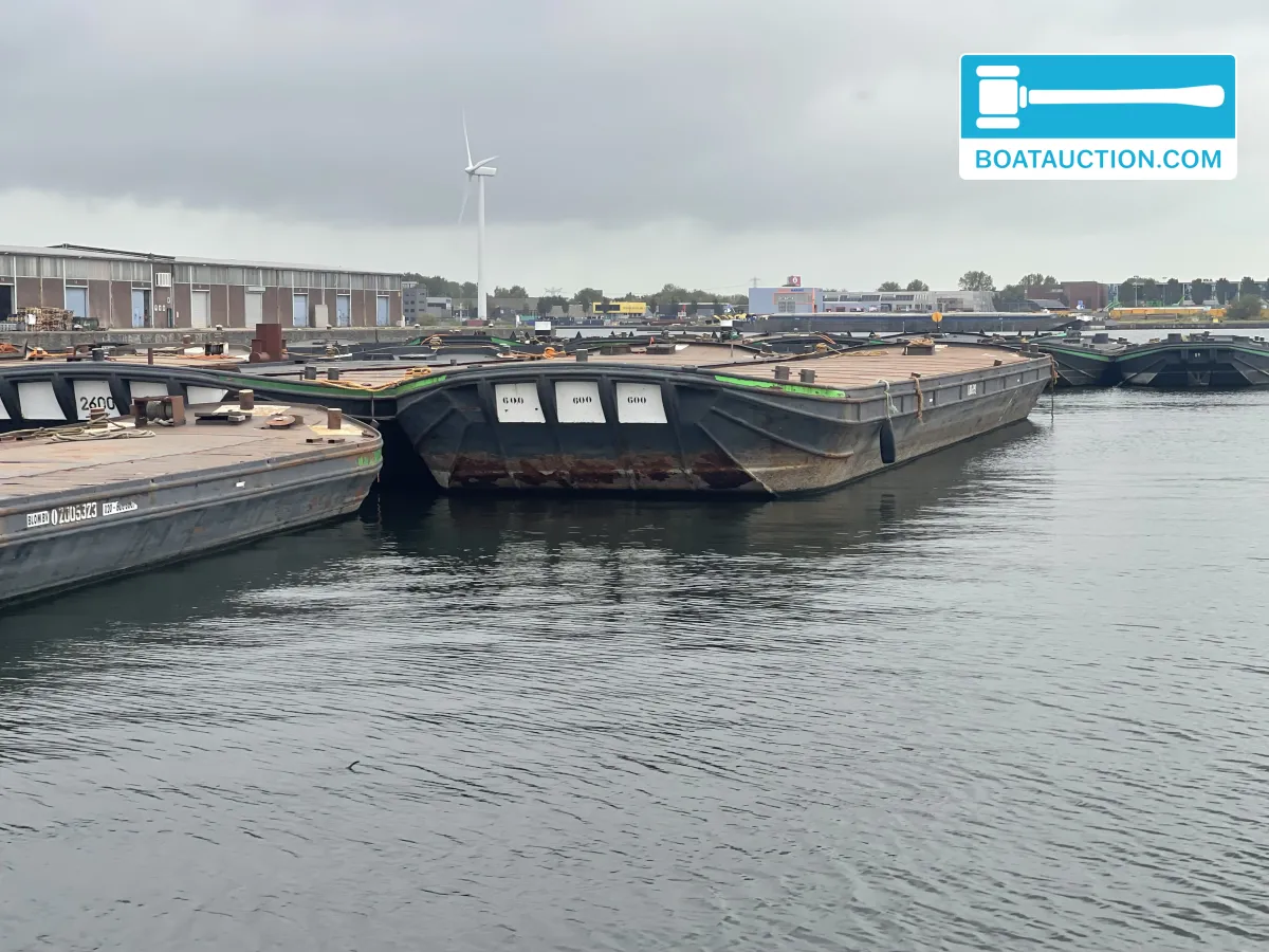 Dekschuit 600 foto 3