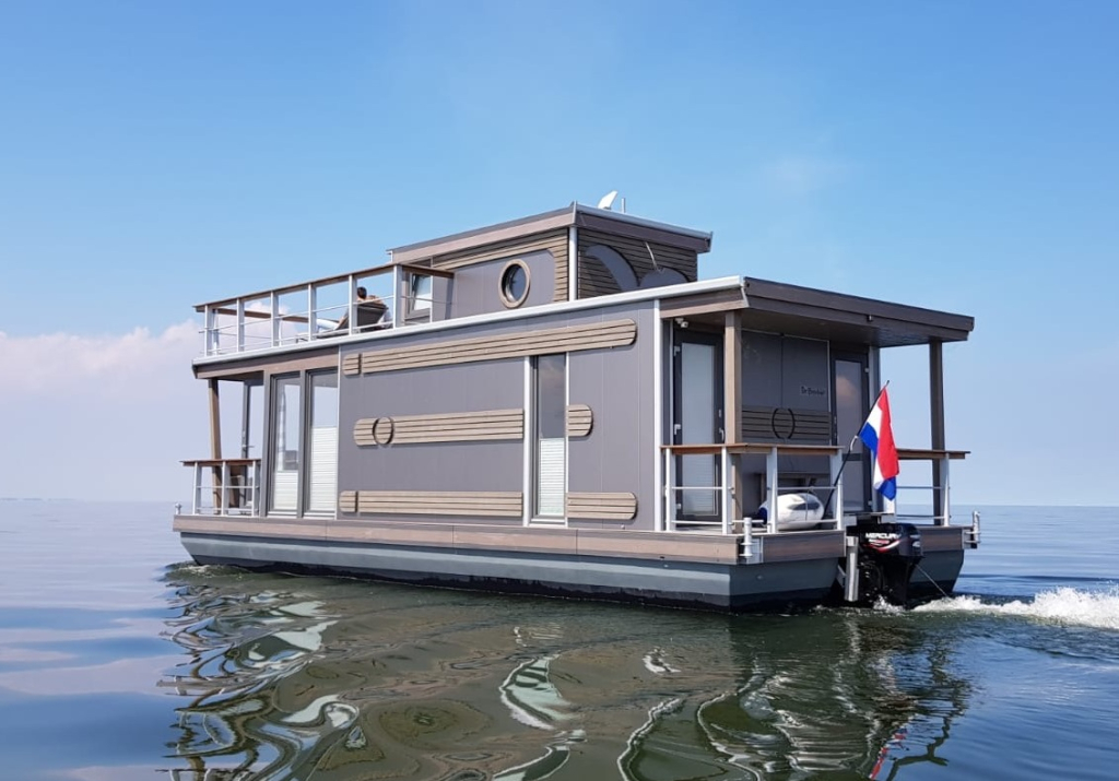 Houseboat  Under Dock  18 foto 4