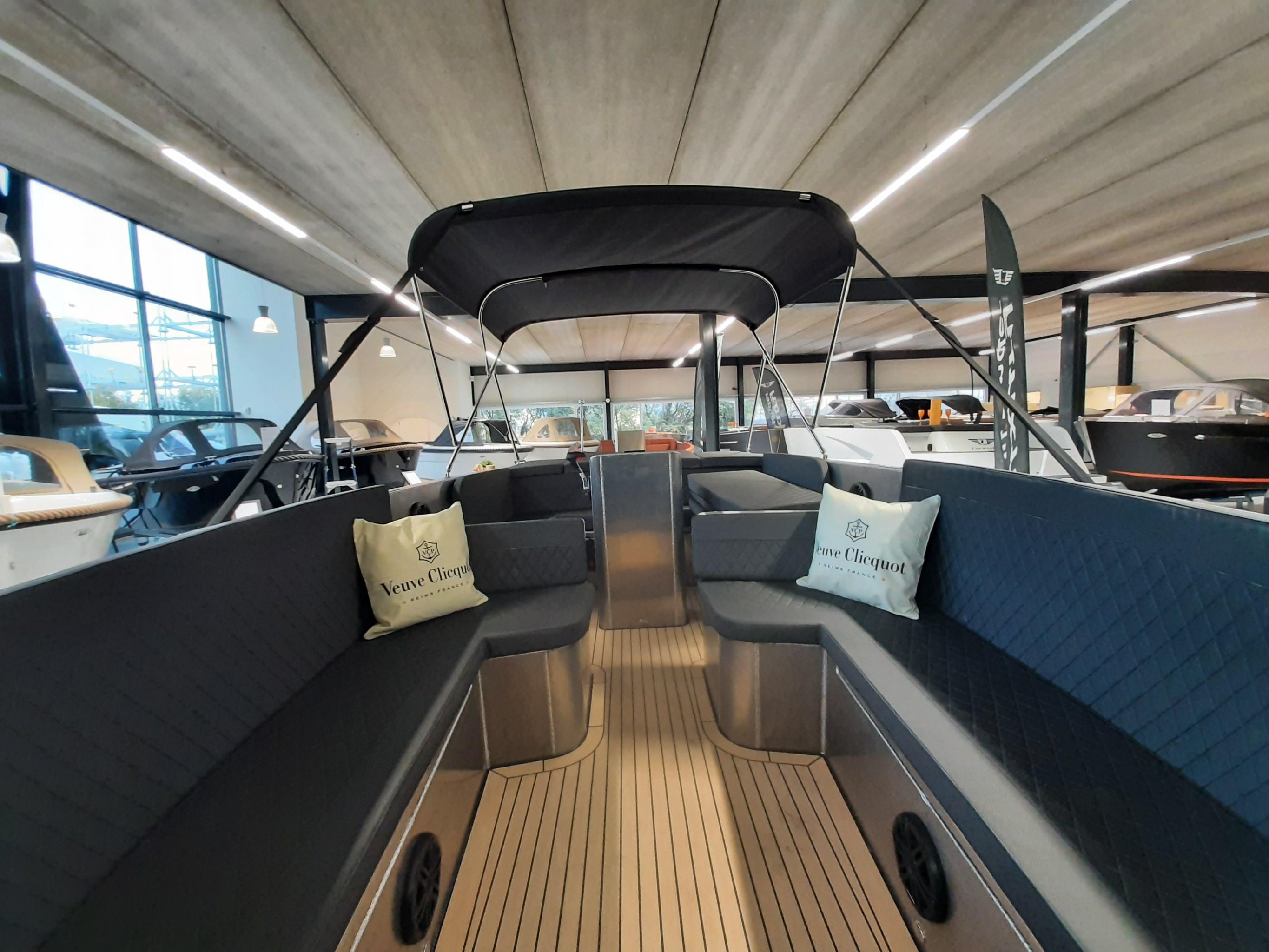 Luxury Tender 65 foto: 9