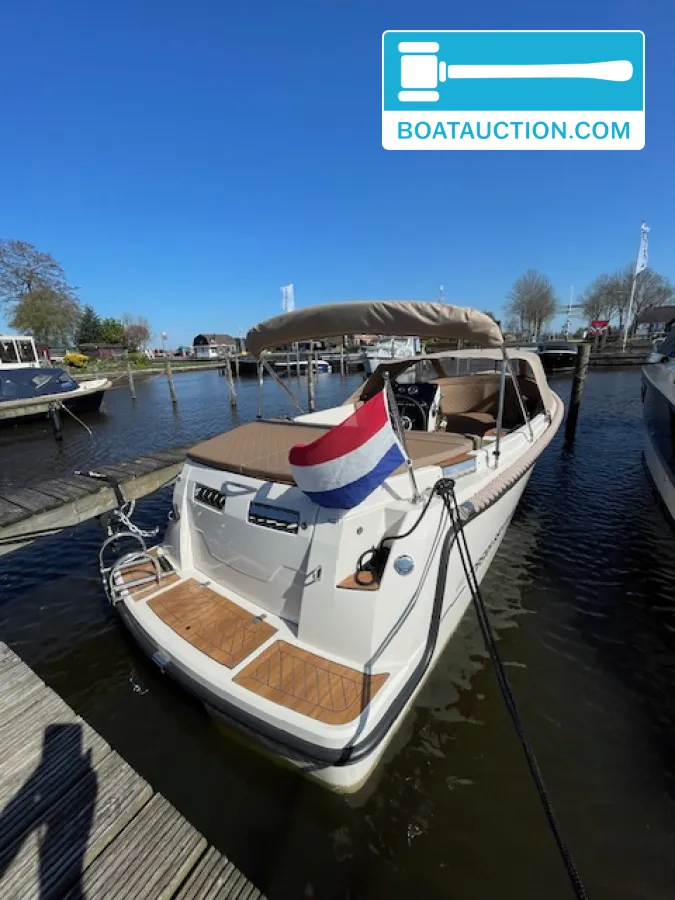 Corsiva 650 tender