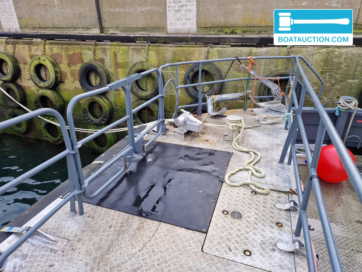 Crew Tender Catamaran foto: 13