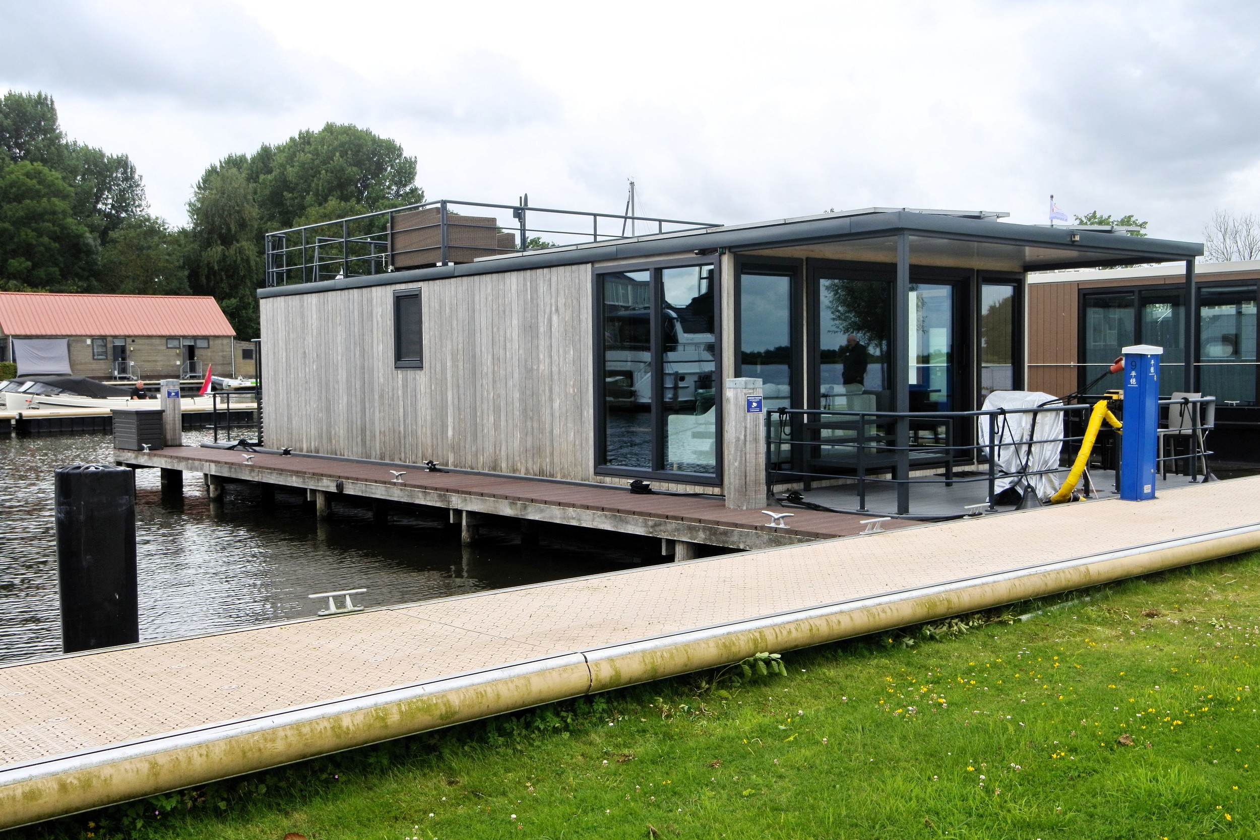 Castalia Met Koopligplaats 1460 X 500 Special Houseboat