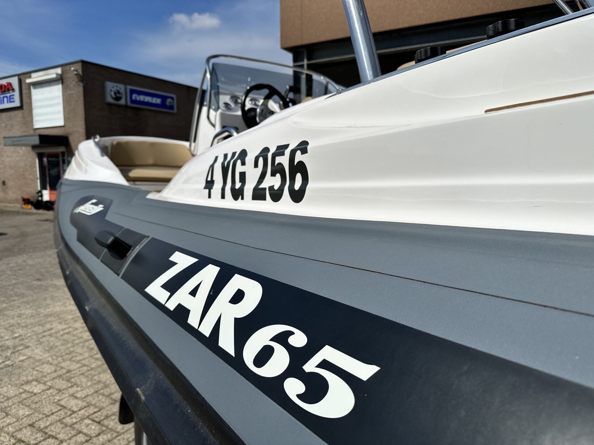 Zar 65 suite