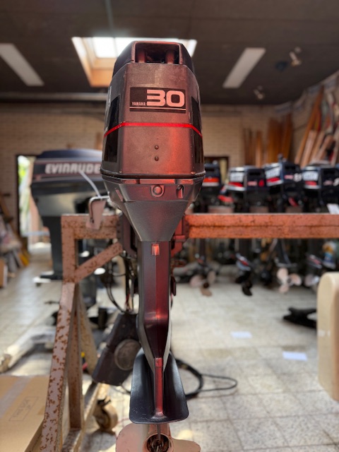 Yamaha 30PK foto 3