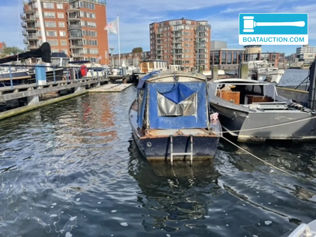 Motorboat 600 foto 2