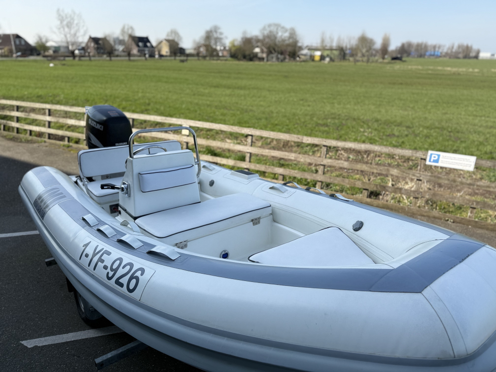 Novurania  430 DL