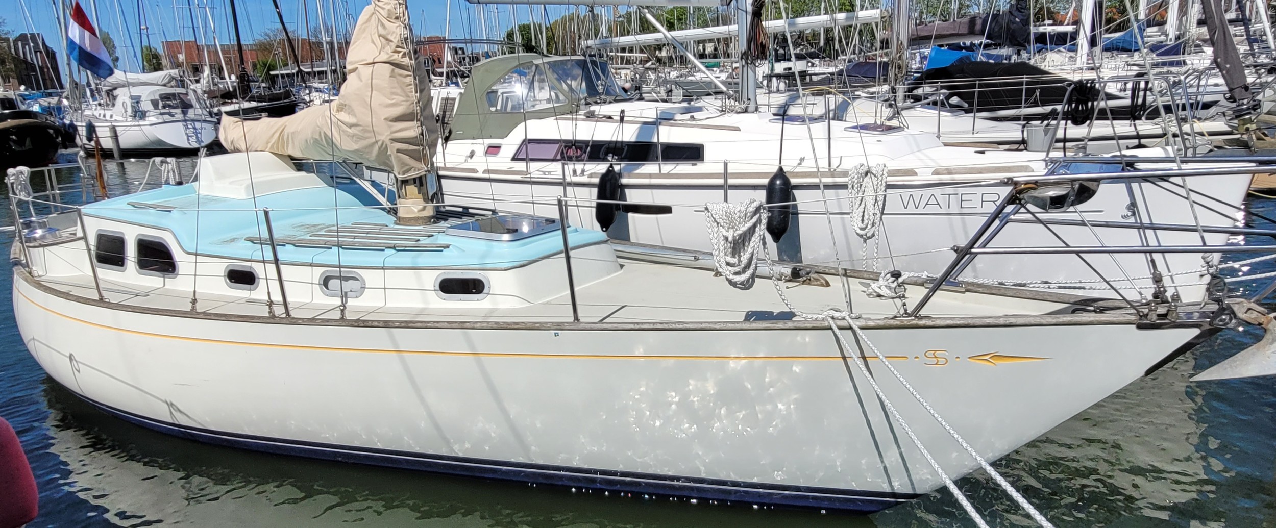 S&S 34