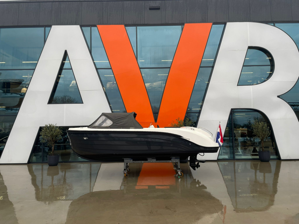 Oudhuijzer 568 Tender Occasion