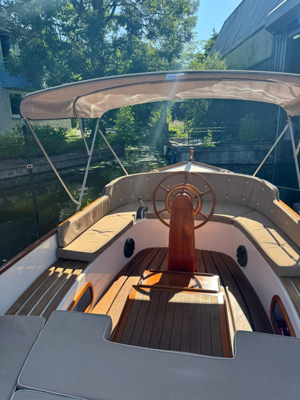 Aw Aw 21 Spitsgatsloep (evt incl ligplaats in loosdrecht ter overname) foto: 14