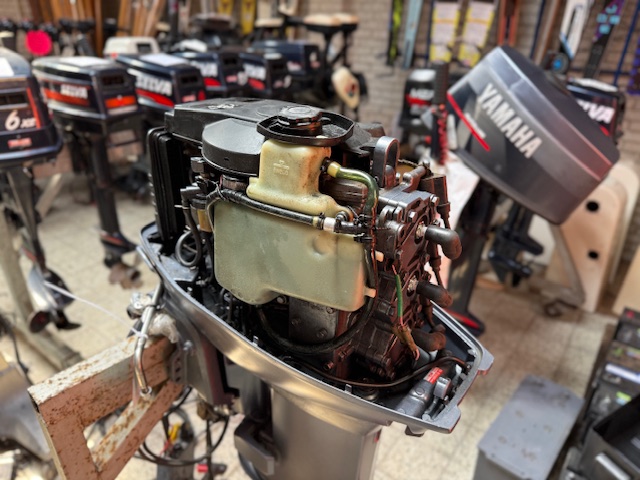 Yamaha 30PK foto 4
