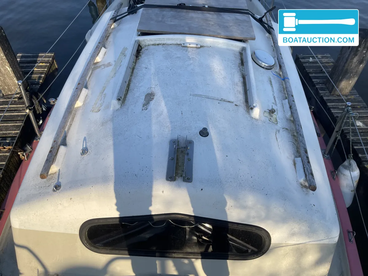 Cabin sailboat 650 foto: 9