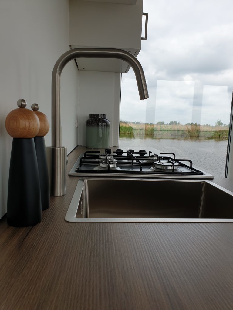 Houseboat Friesland Charter 12.75 X 4.50 (inboard Engine) foto: 14