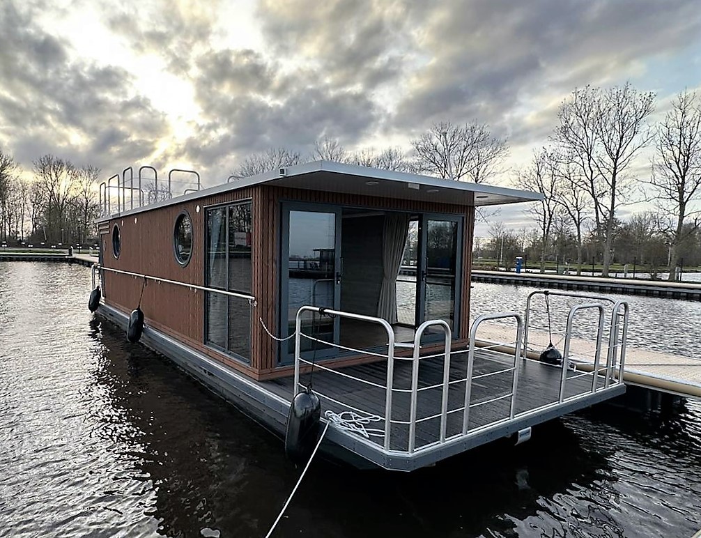 Nordic Houseboat NS 40 Eco 36m2 hoofdfoto: 1