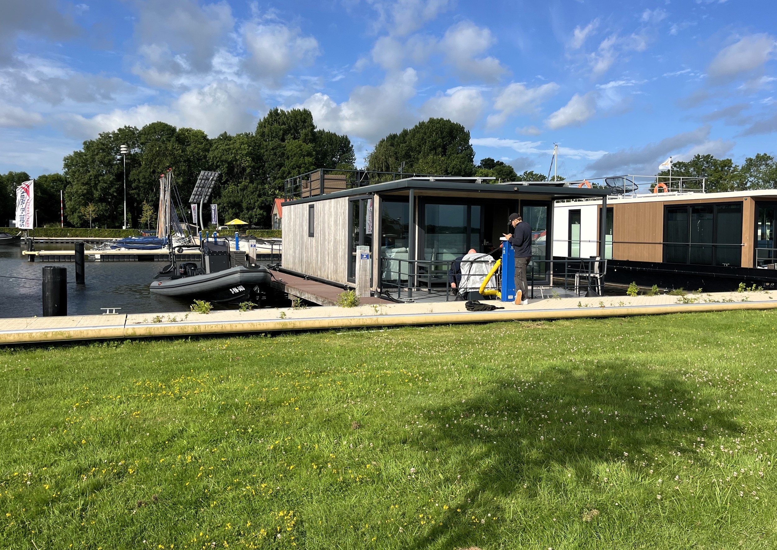 Castalia Met Koopligplaats 1460 X 500 Special Houseboat foto 3
