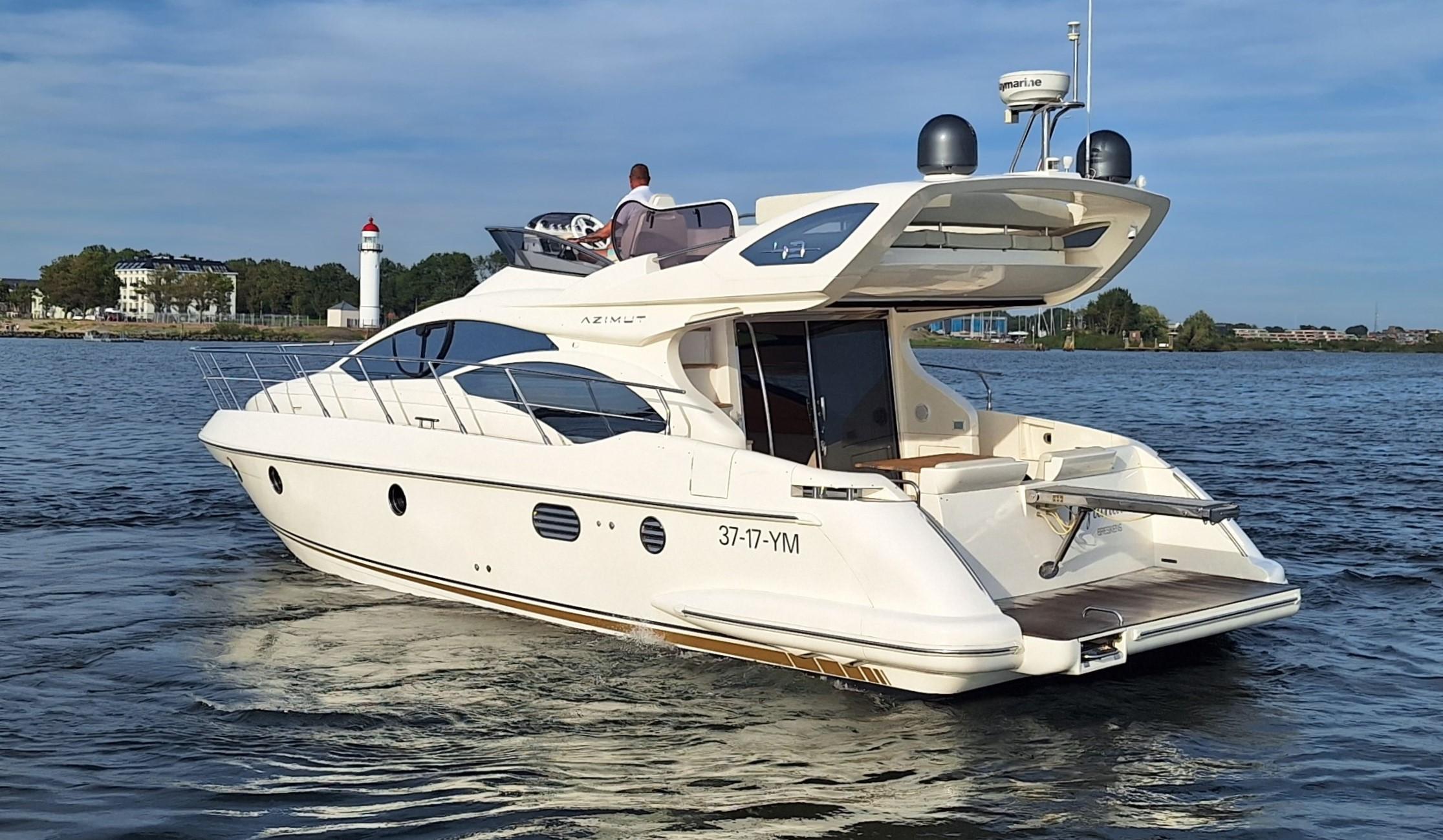 Azimut 43