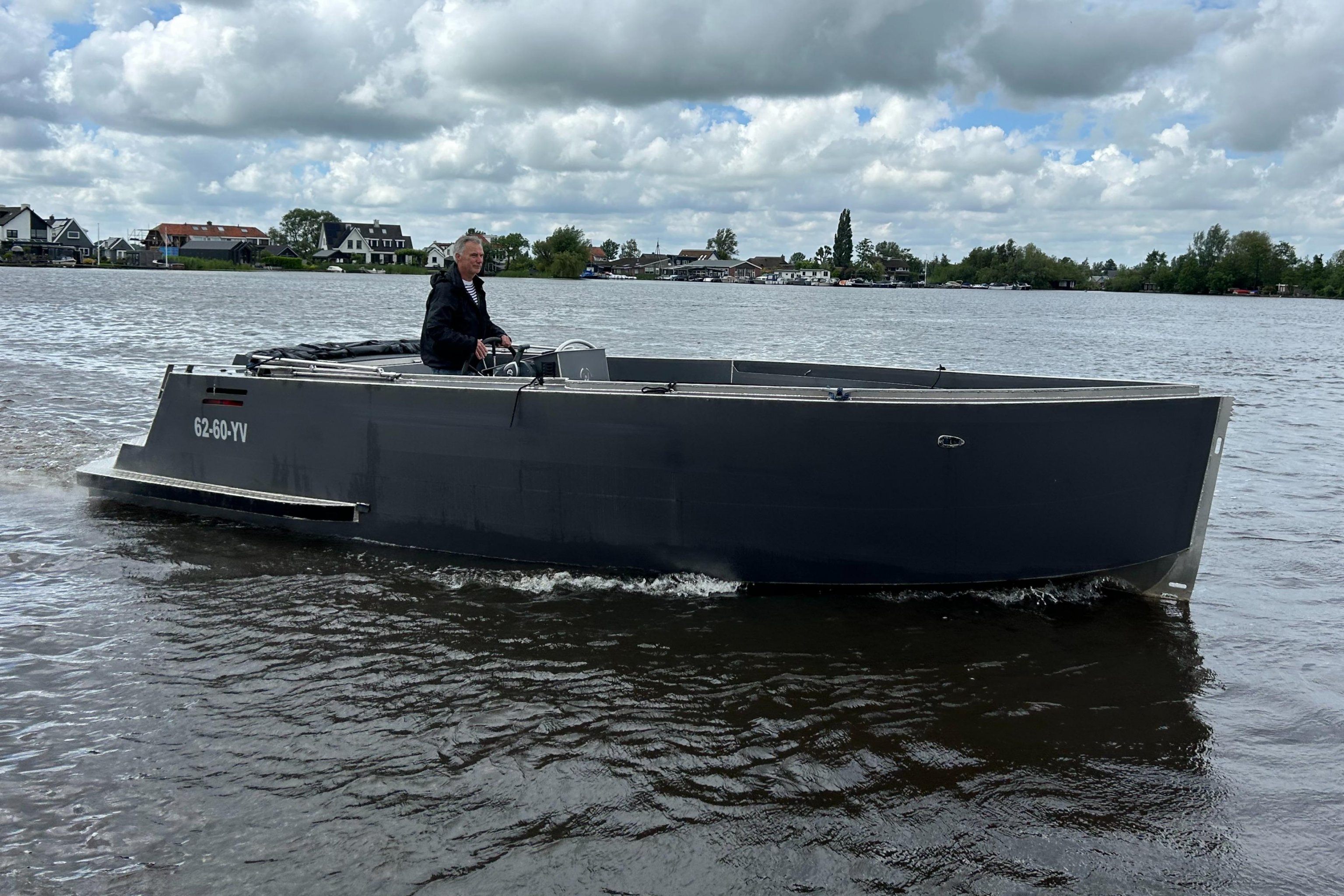 Waterdream Tender S-777