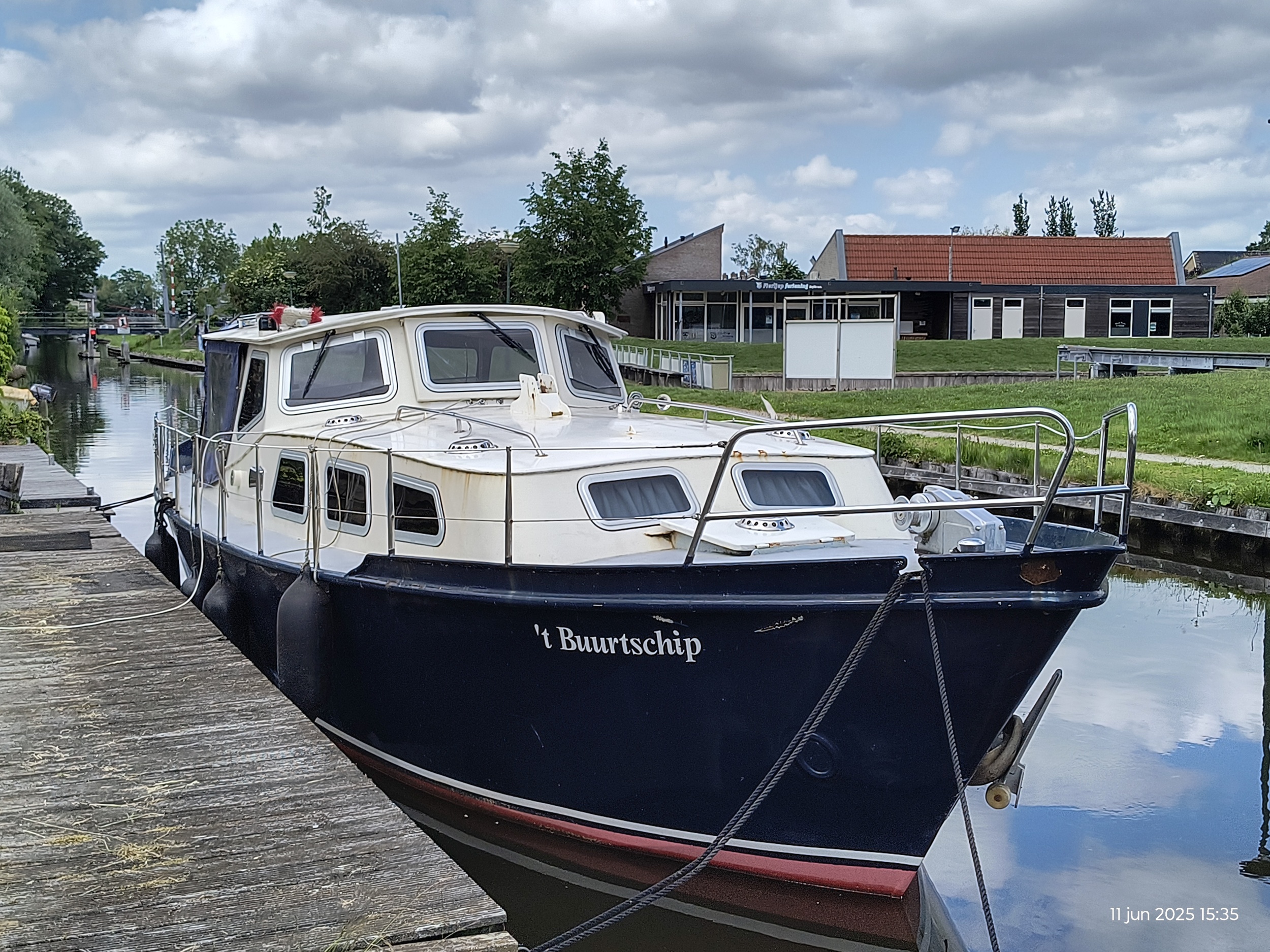 Havenlodge Melite Houseboat (met Huurligplaats)