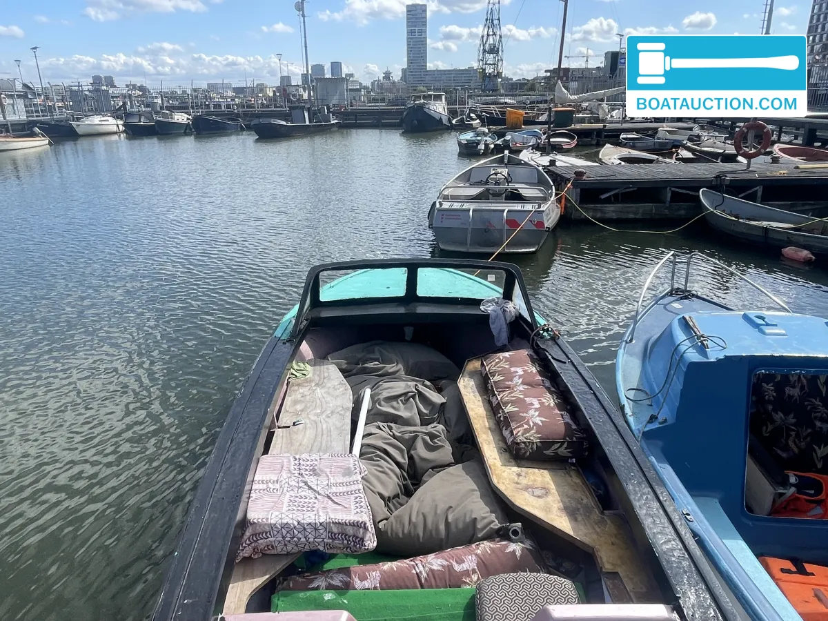 Motorboot 450 foto 5