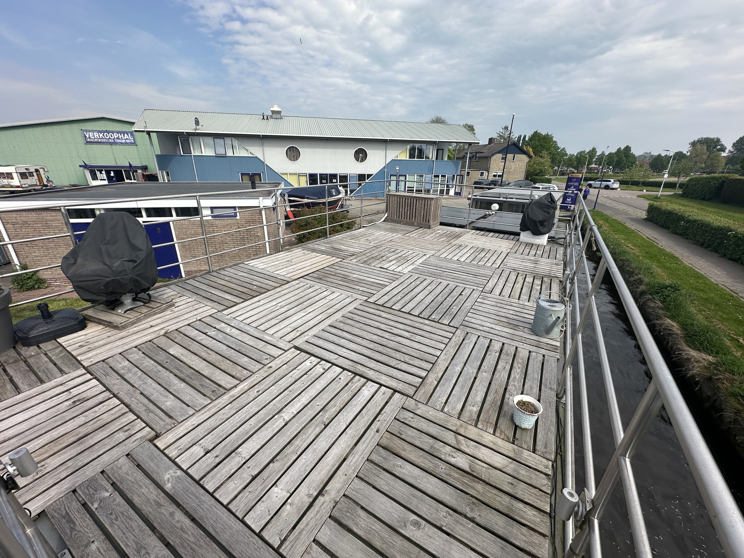 Lotus Houseboats 12 XT - Boven Besturing foto: 31