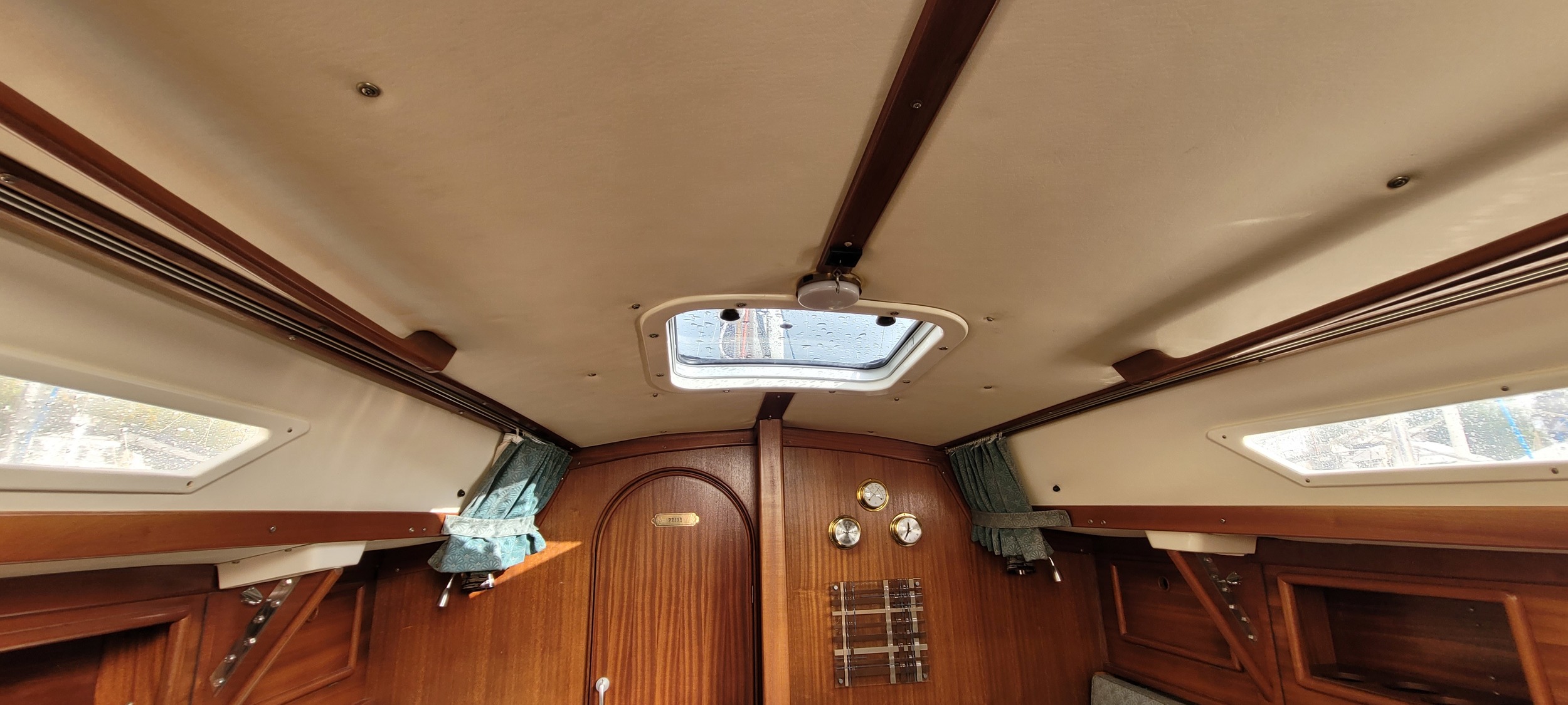 Bavaria 890 foto: 23