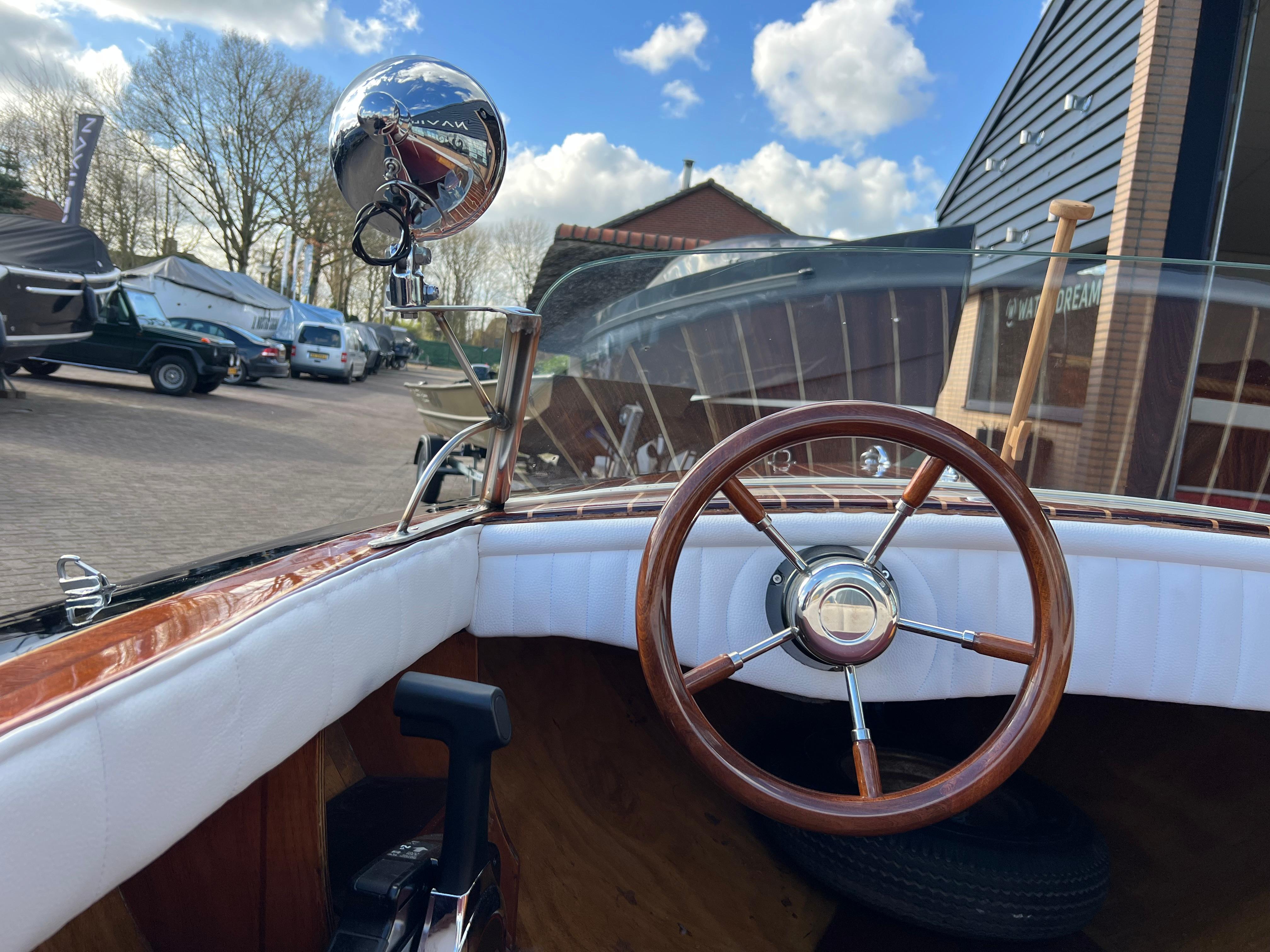 Classic Klassieke Houten Speedboot Bristo 450 foto: 4