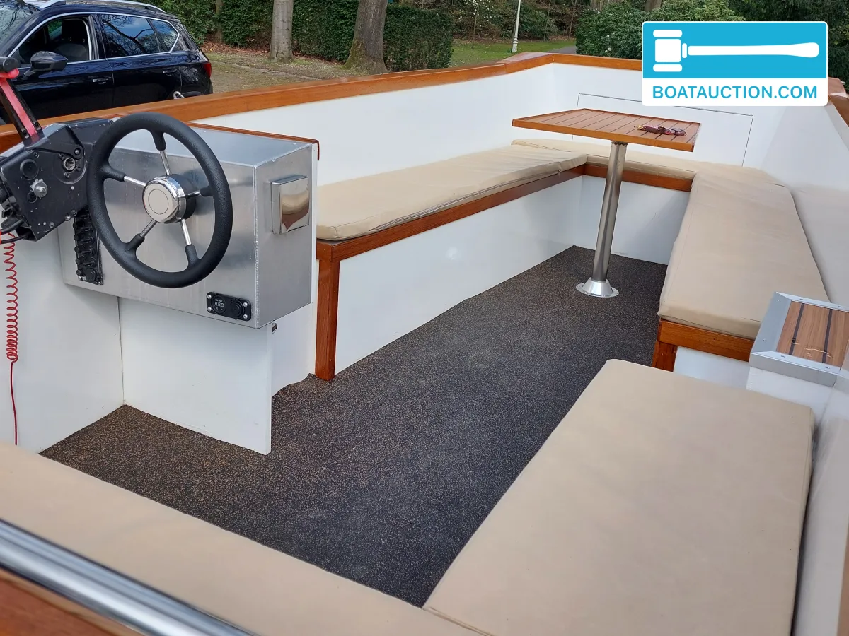 Sloop 570 foto: 1