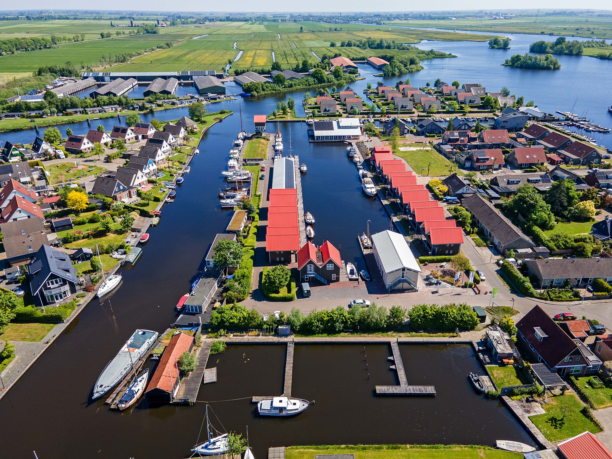 Ligplaats Te Koop Friesland In Terherne Evt. Met Houseboat foto 1