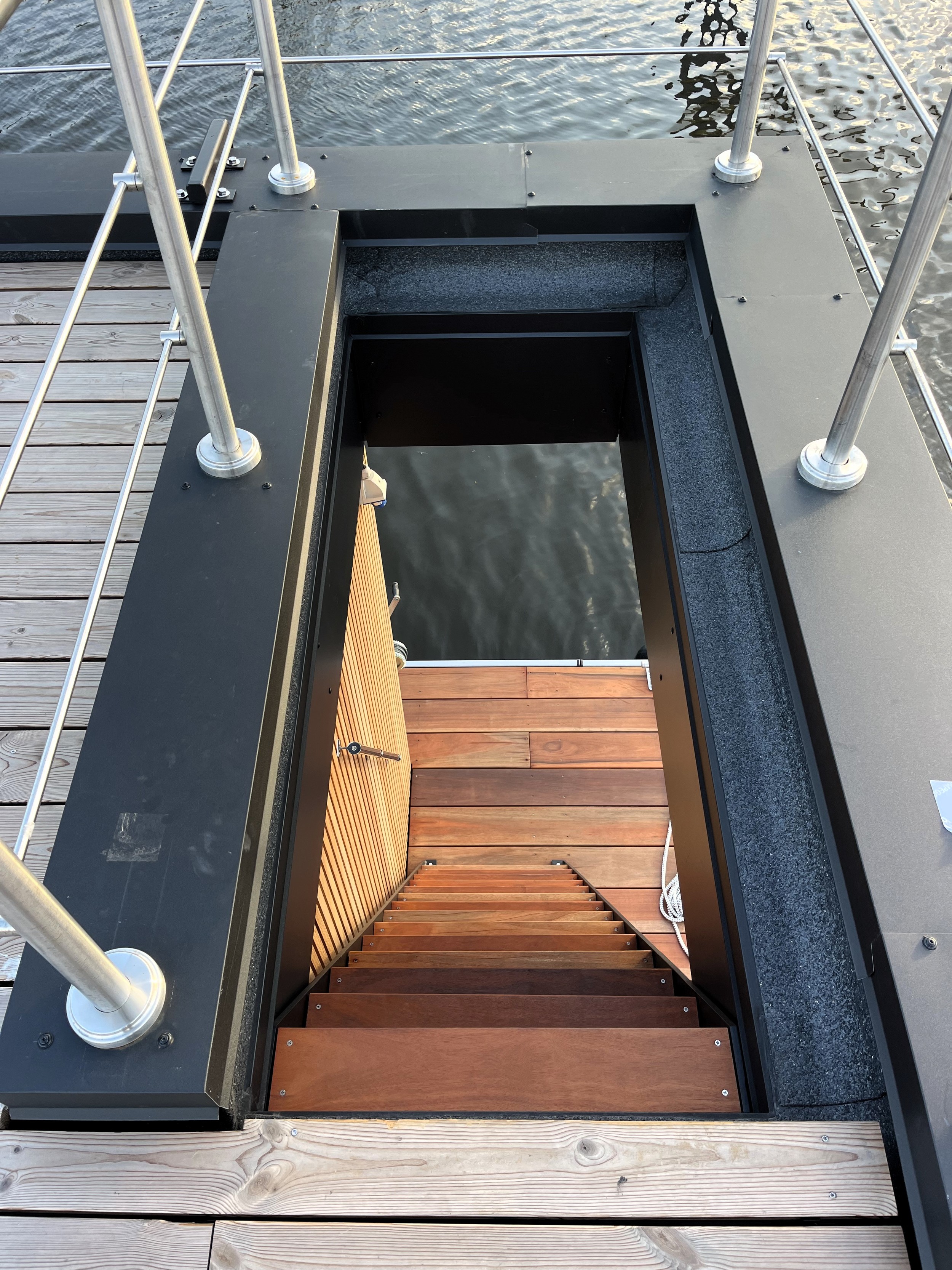 Surla 12 Houseboat Met (koop)ligplaats foto: 33