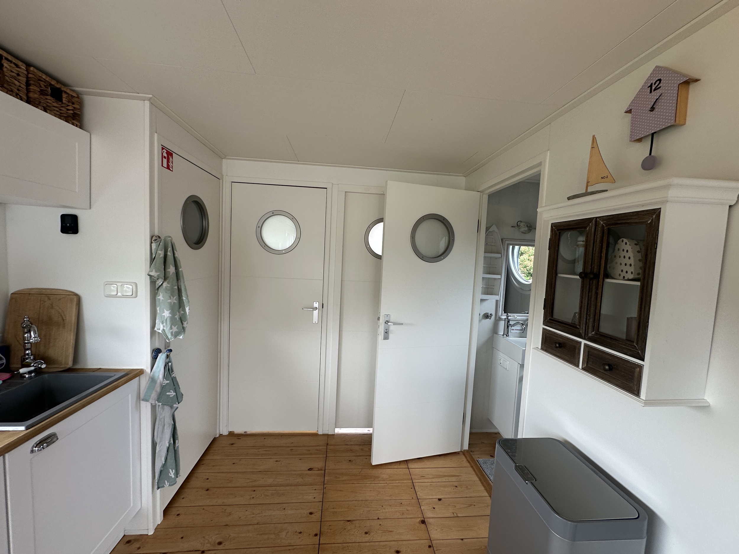 Lotus Houseboats 12 XT - Boven Besturing foto: 17