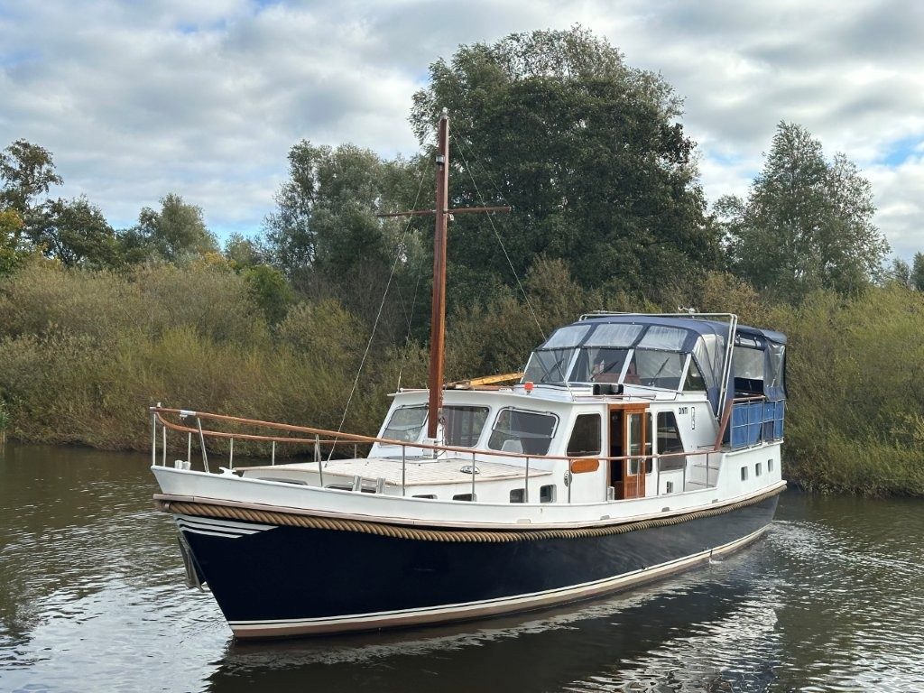 De Ruiterkruiser 1370 AK foto 2