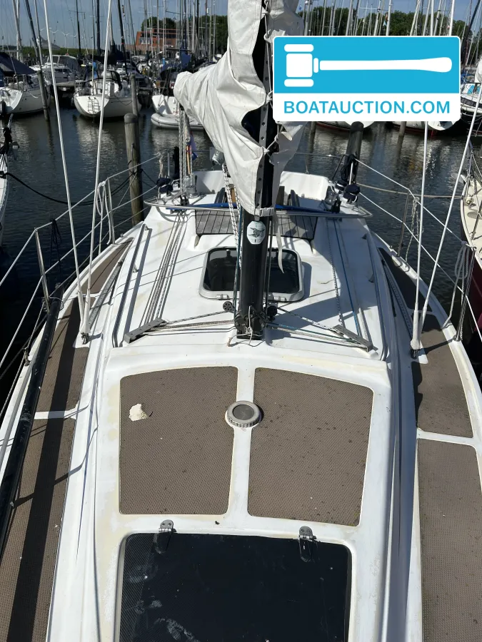 Bavaria 890 foto 5