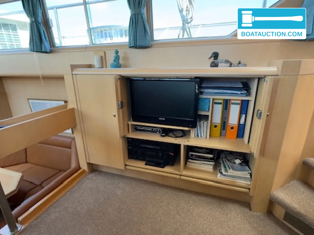 De Vries Lentsch 14.80 pilothouse foto: 15