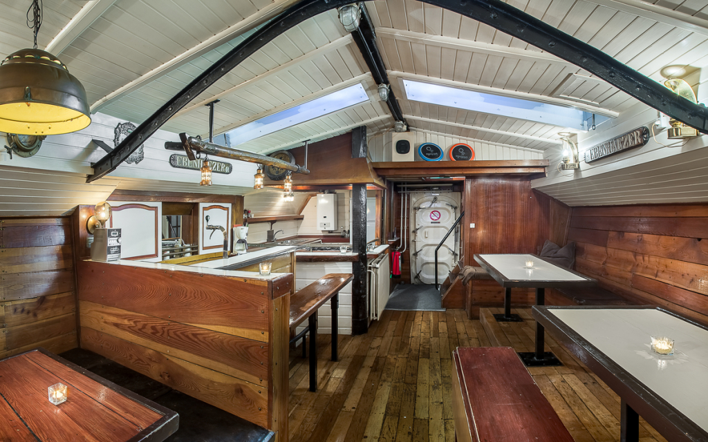 Tjalk Woonschip, bedrijfsschip foto: 5