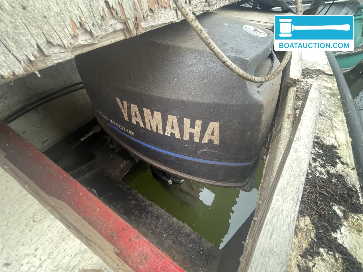 Motorboat 700 foto 3