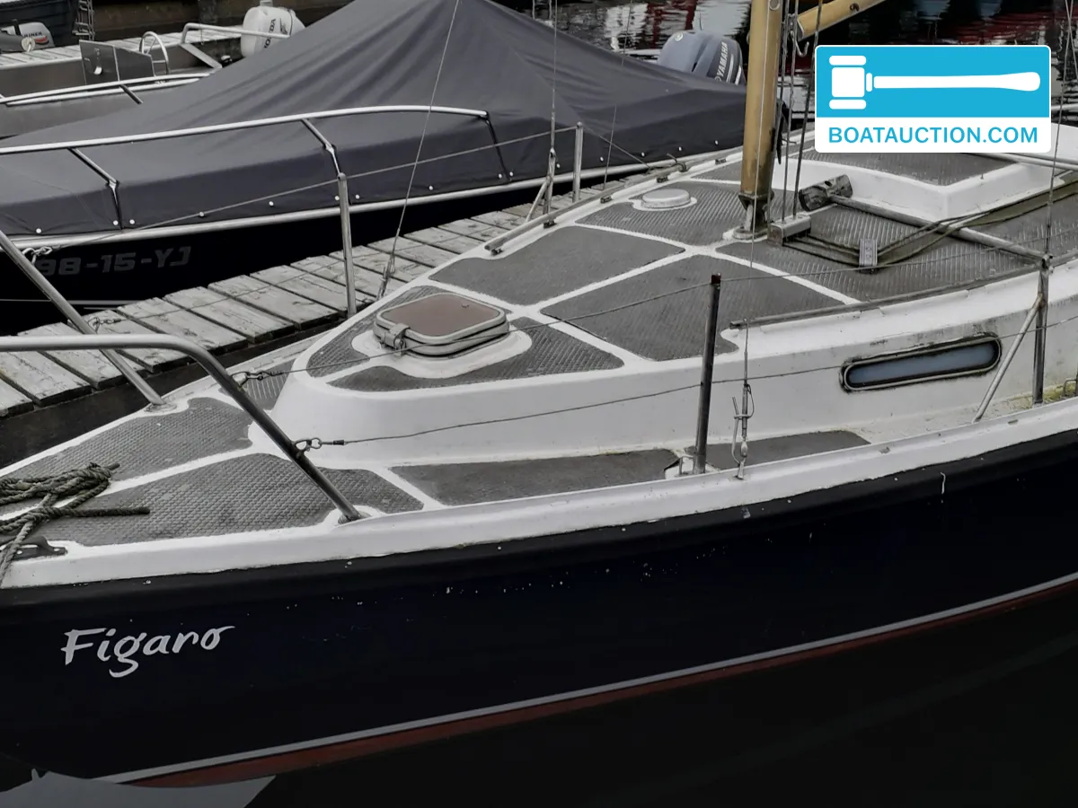 Saluki Kajuitzeiljacht foto 2