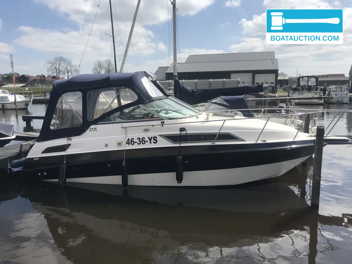 Chaparral 2370 SL hoofdfoto: 1