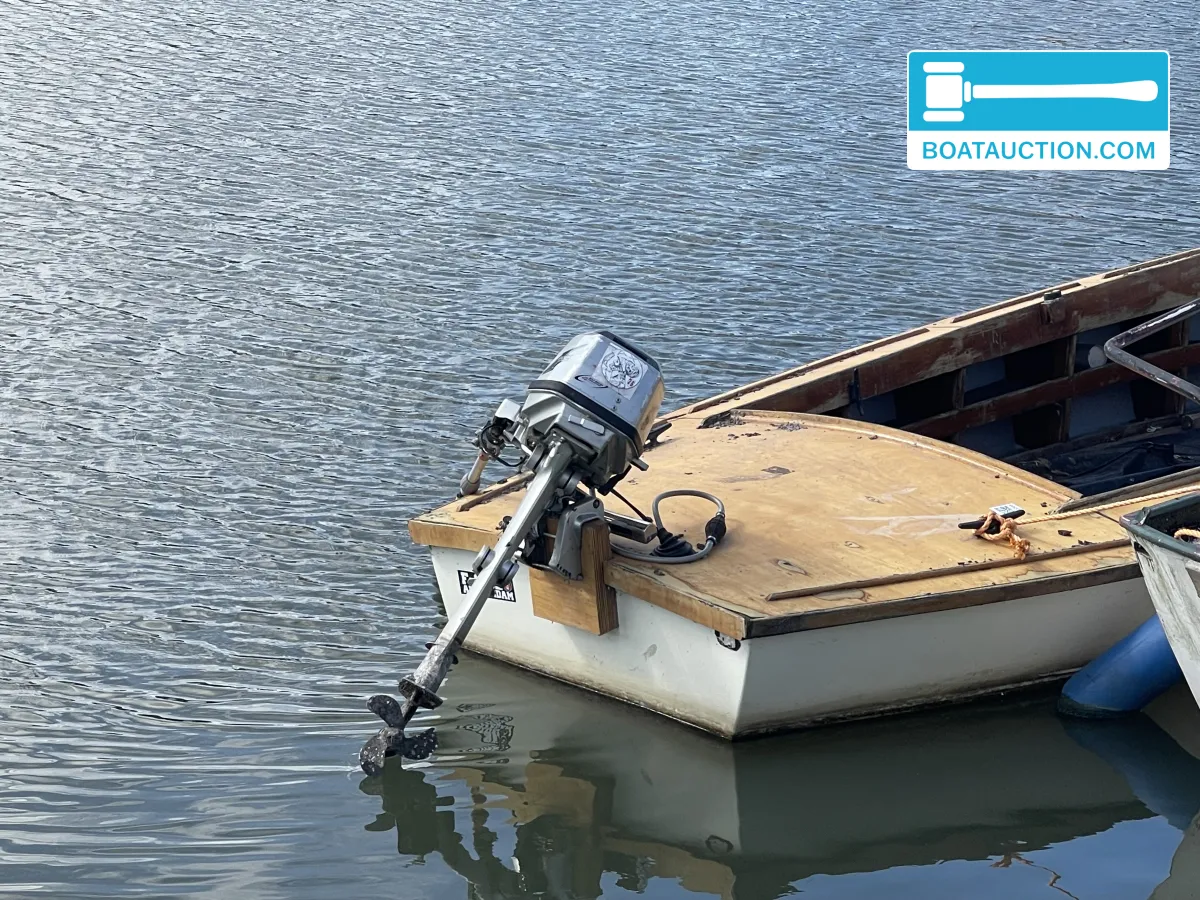 Motorboat 600 foto 2