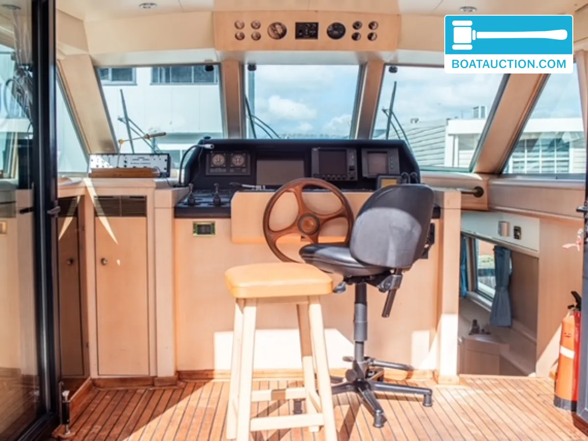 De Vries Lentsch 14.80 pilothouse foto: 6