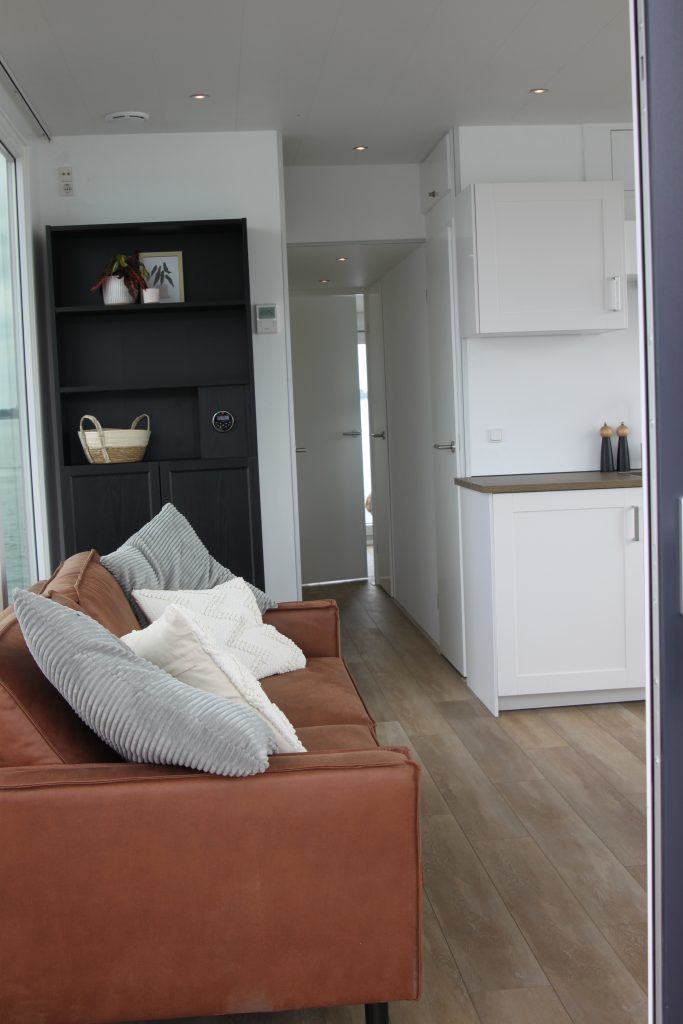 Houseboat Friesland Charter 12.75 X 4.50 (inboard Engine) foto: 9