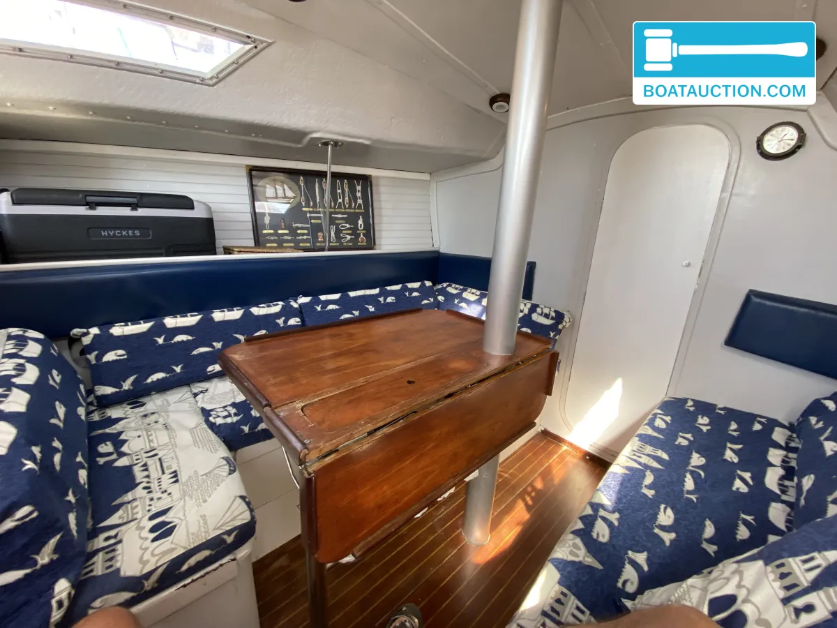 Beneteau First 32 foto: 10