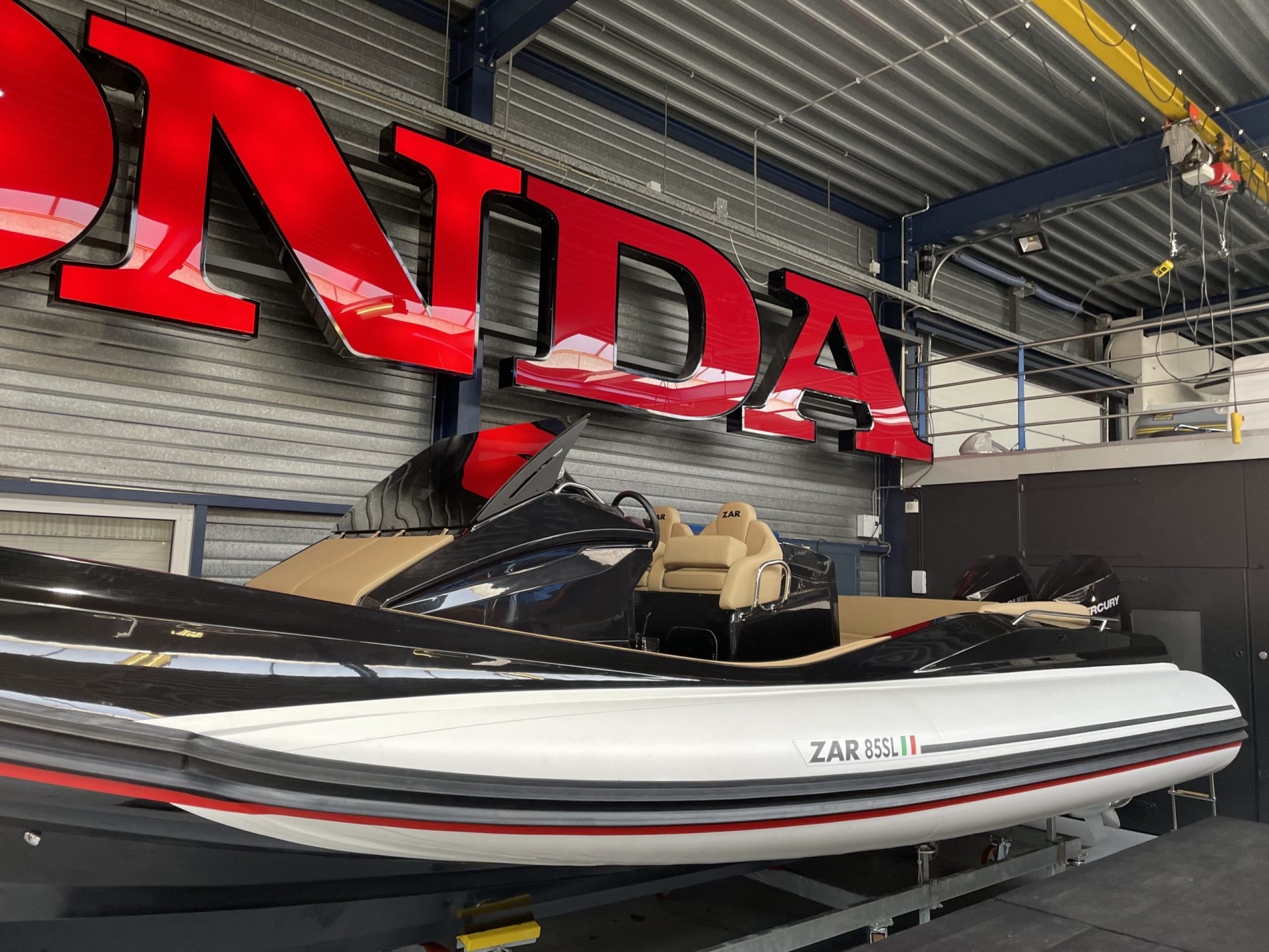 Zar 85 Sport Luxury hoofdfoto: 1
