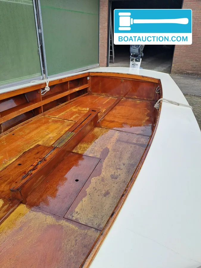 Open Boat 600