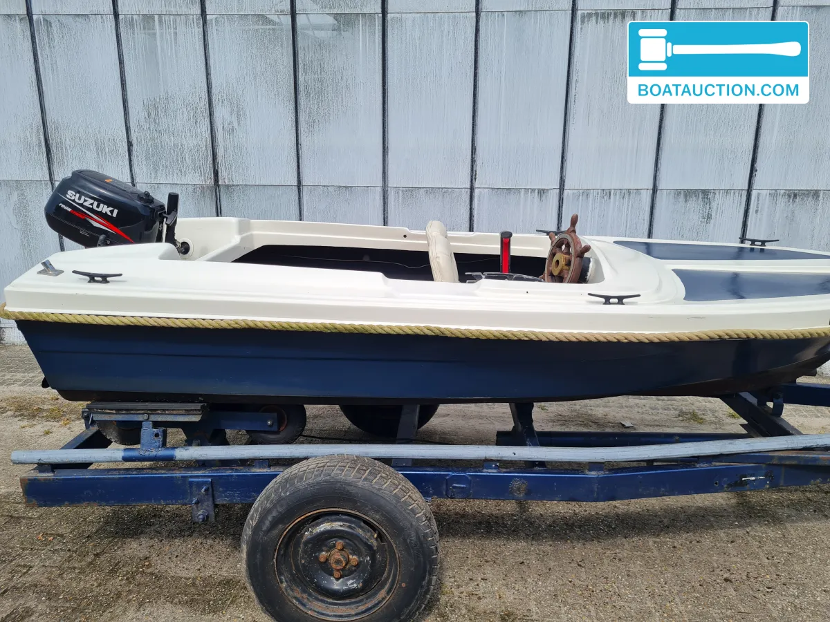 Speedboat 330 foto: 11