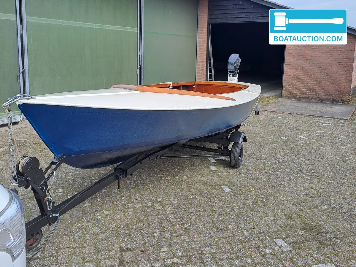 Defender 27