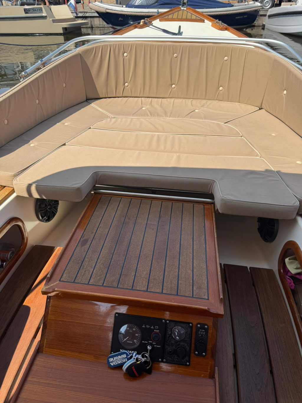Aw Aw 21 Spitsgatsloep (evt incl ligplaats in loosdrecht ter overname) foto: 5