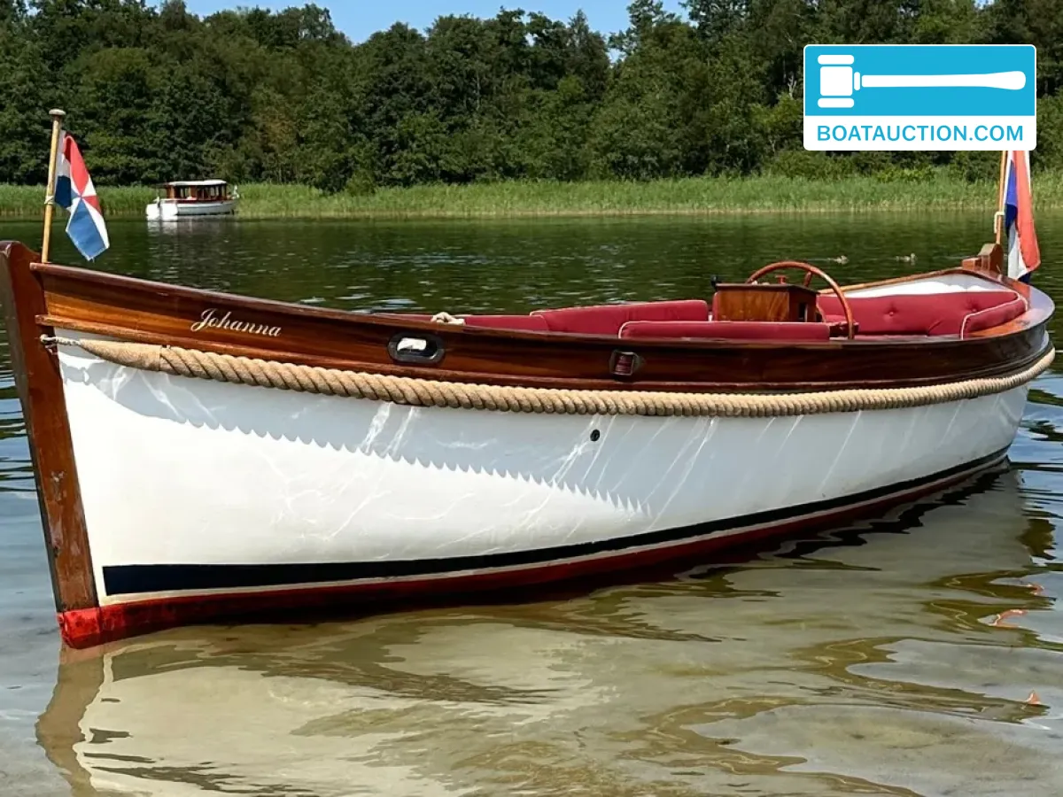 VOC Sloep 700 foto 1