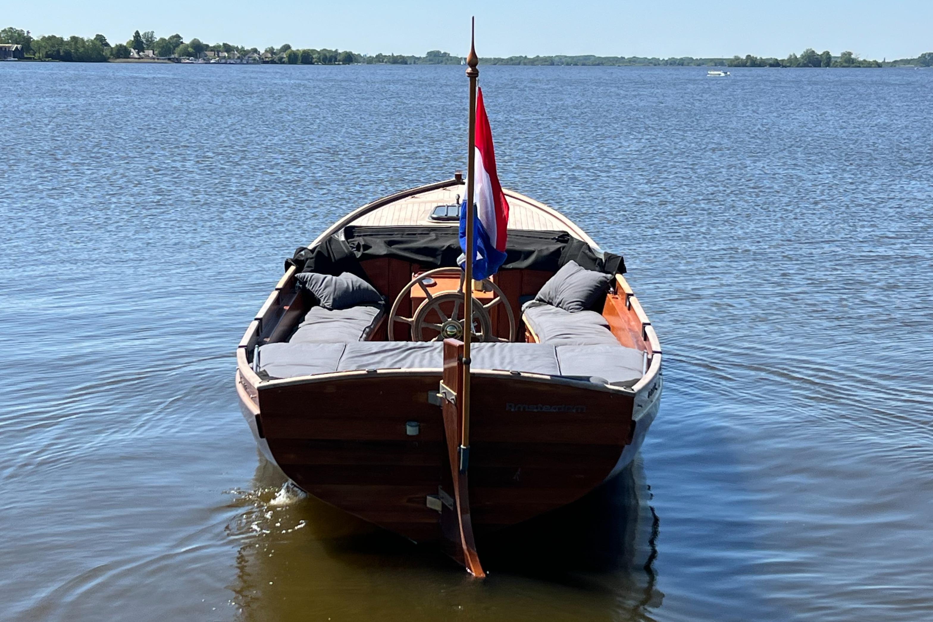 Van Speijk 26