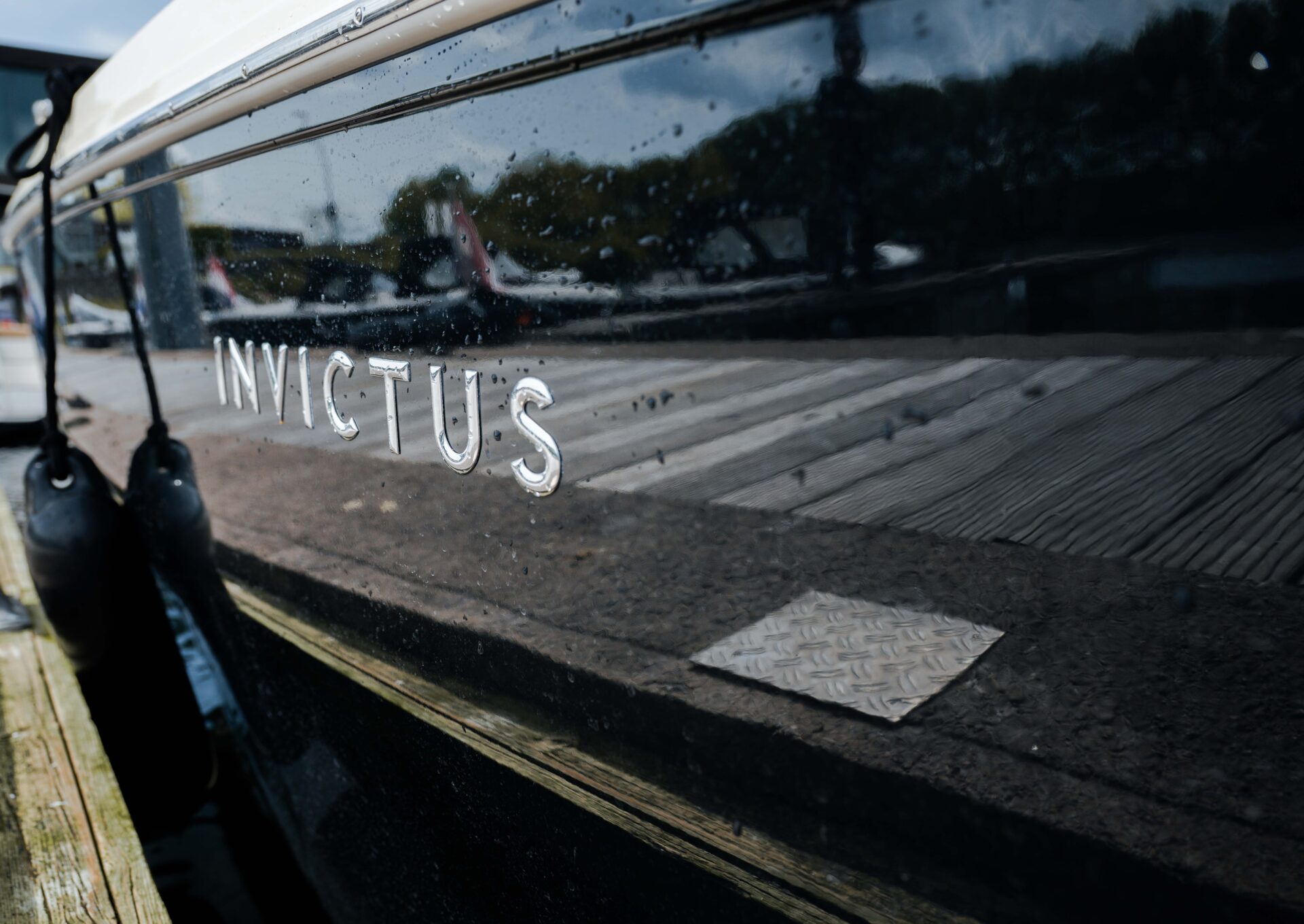 Invictus 240 FX foto: 5