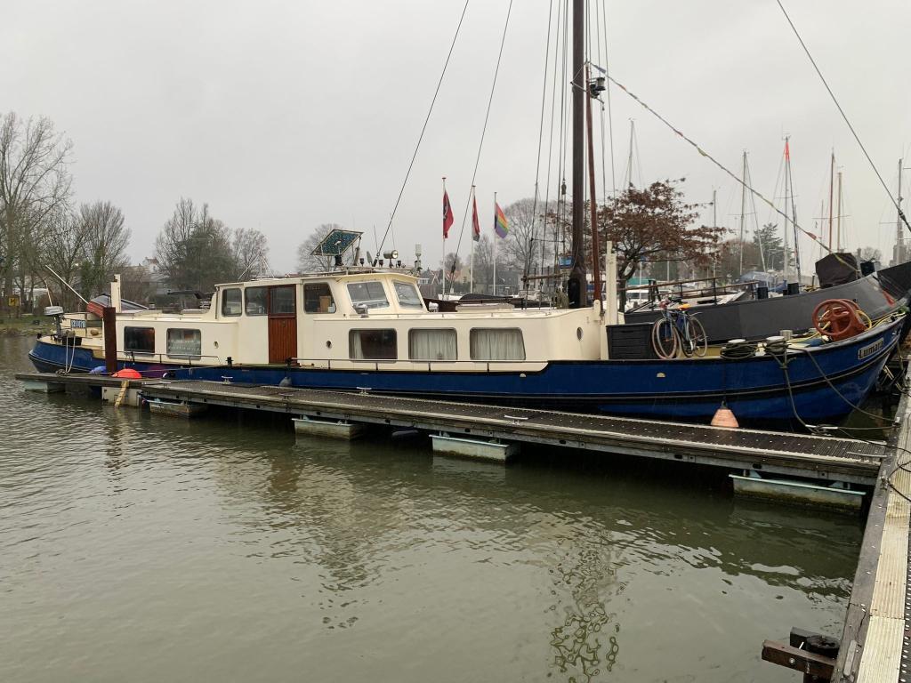 Platbodem Varend Woonschip 22 Mtr CVO