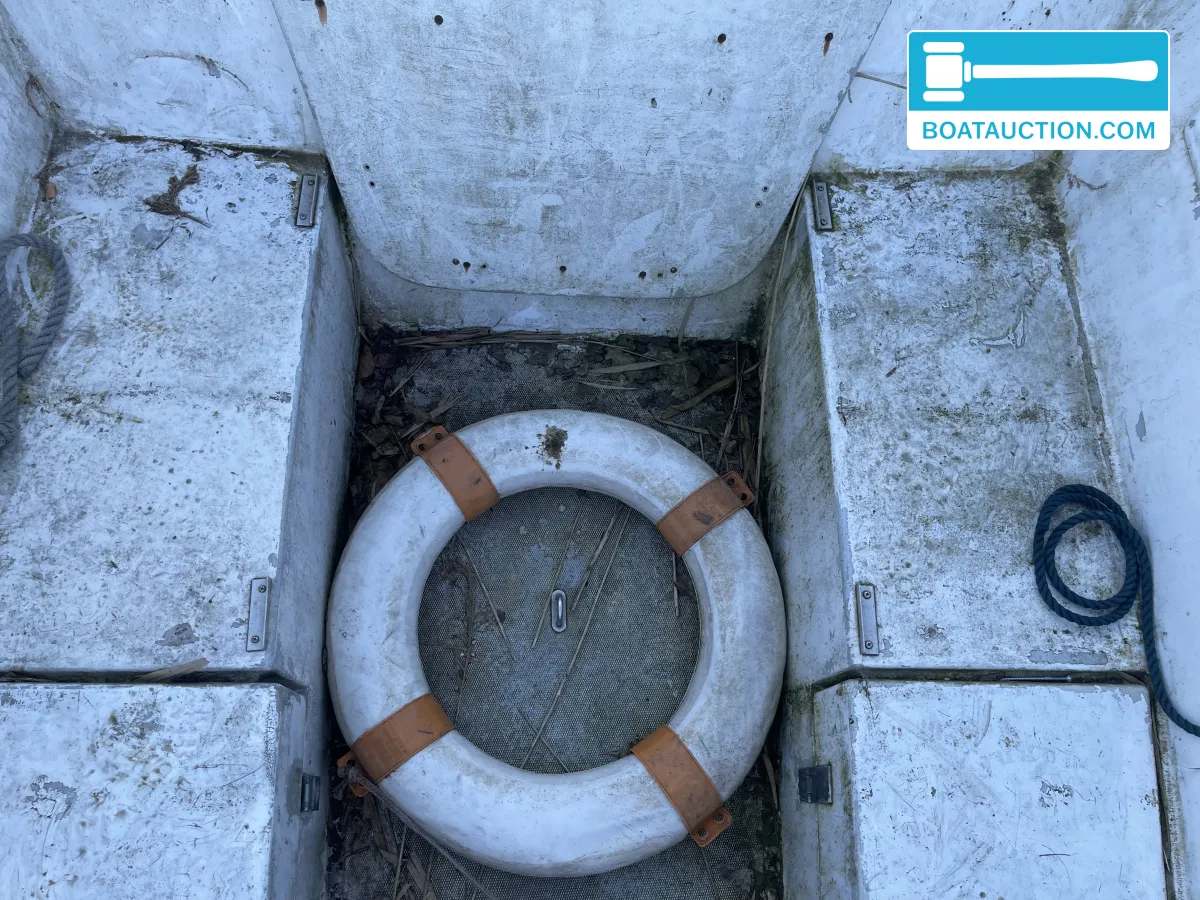Cabin sailboat 700 foto: 7